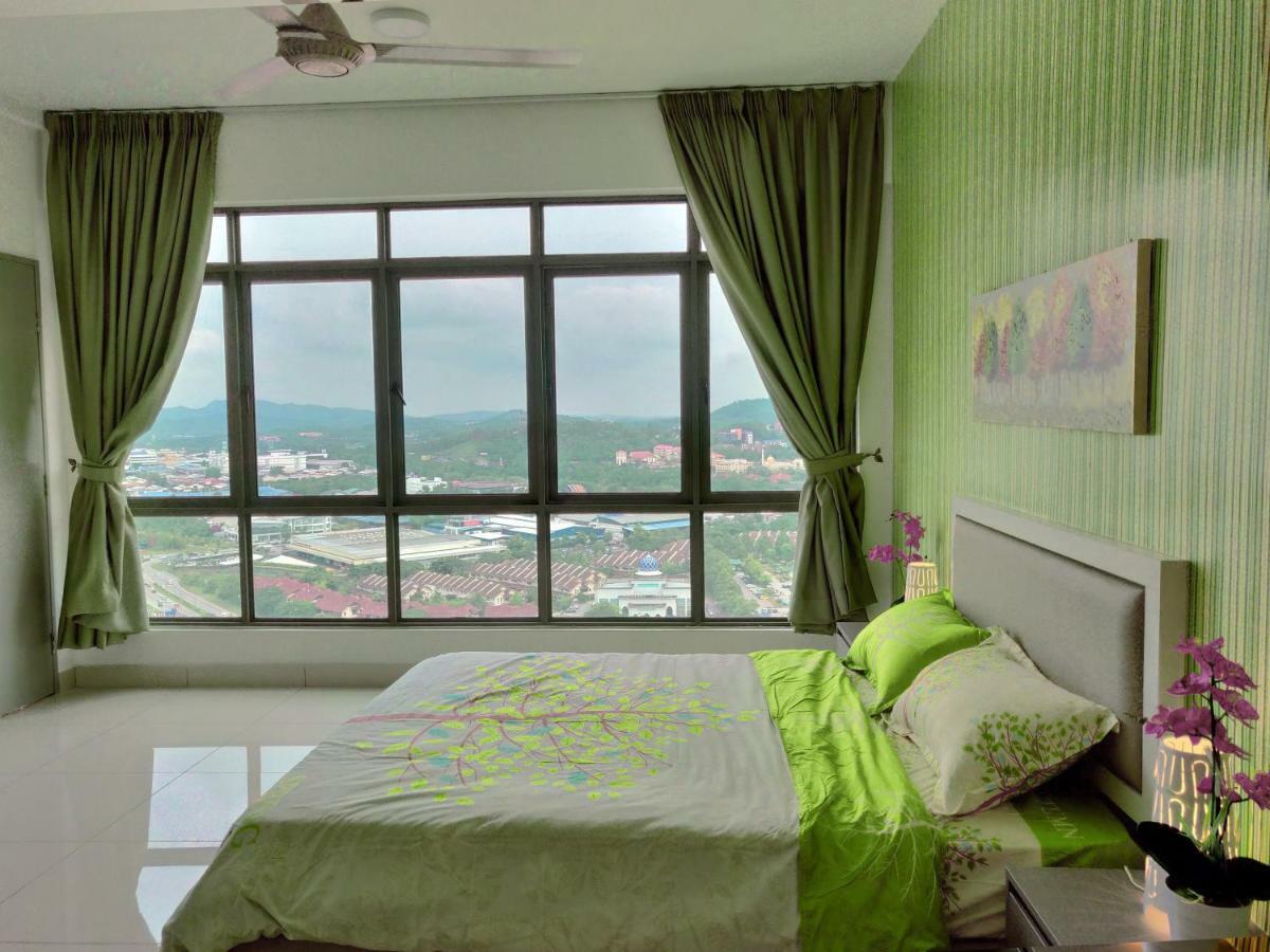 Comfort Zone Premium Guesthouse @ Evo Bangi Eksteriør billede