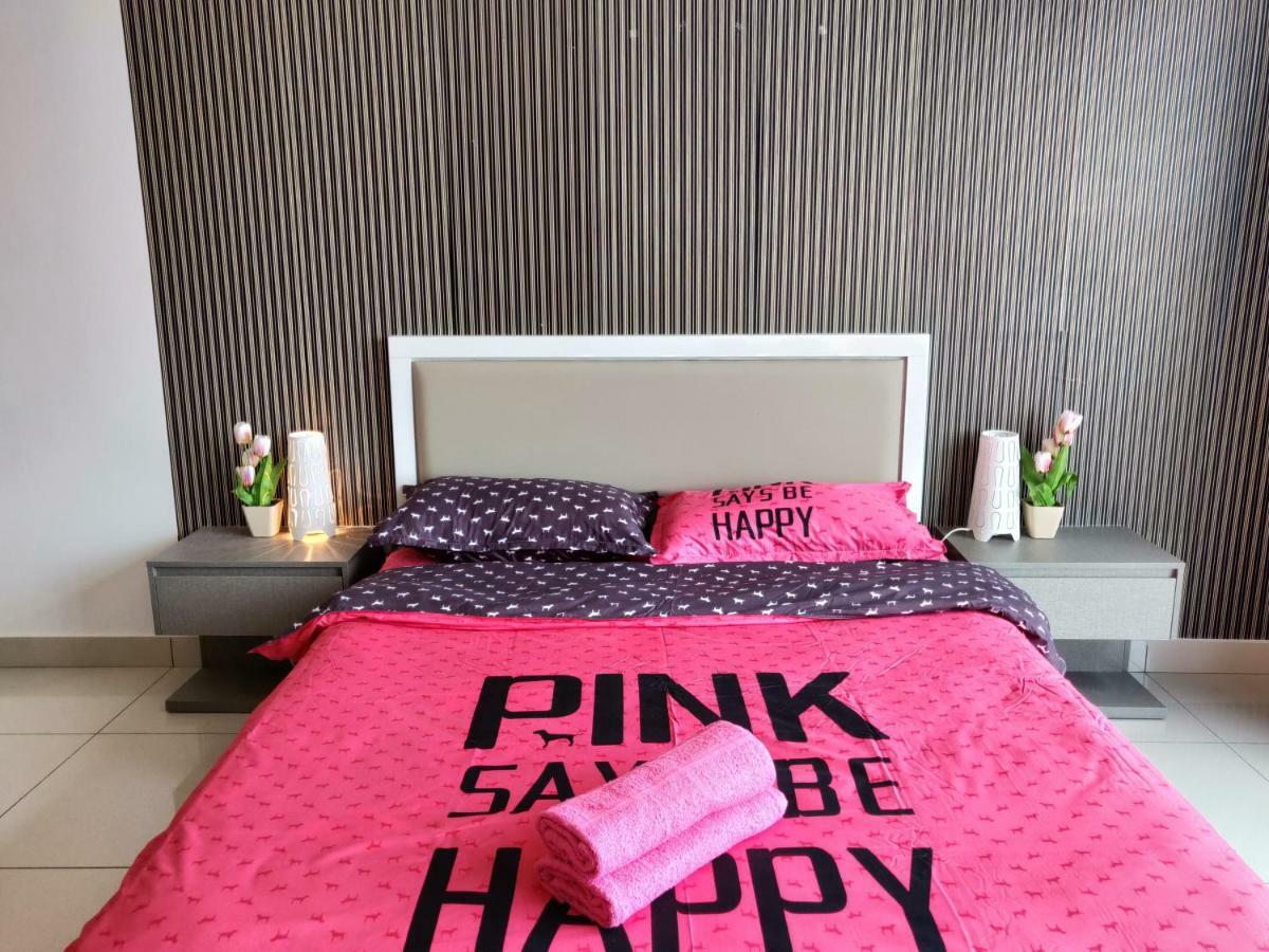 Comfort Zone Premium Guesthouse @ Evo Bangi Eksteriør billede